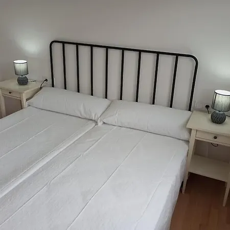 Apartamento jardín privado y piscina a 100 m playa Apartamento