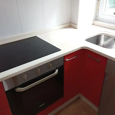 Apartamento jardín privado y piscina a 100 m playa * Finisterre