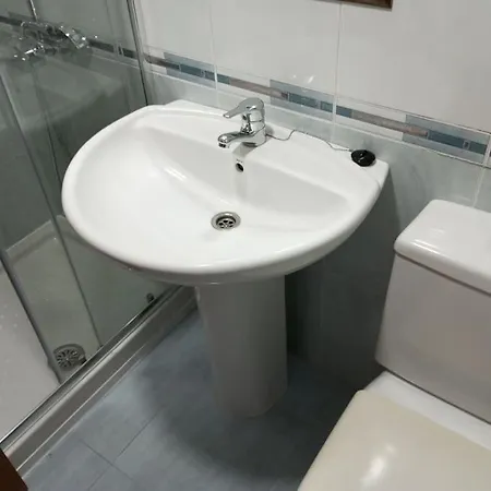 Apartamento jardín privado y piscina a 100 m playa Apartamento *