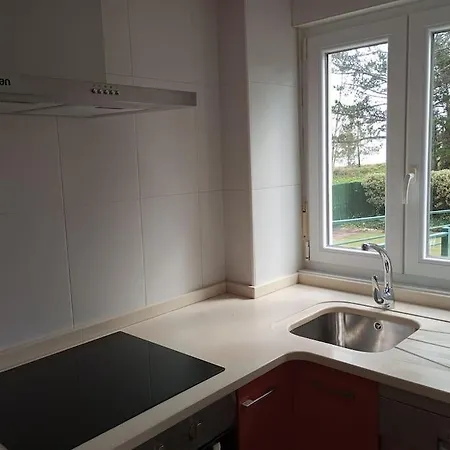 Apartamento jardín privado y piscina a 100 m playa Apartamento *