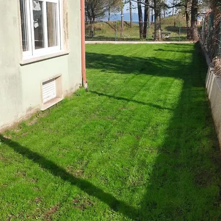 Apartamento jardín privado y piscina a 100 m playa Apartamento Finisterre
