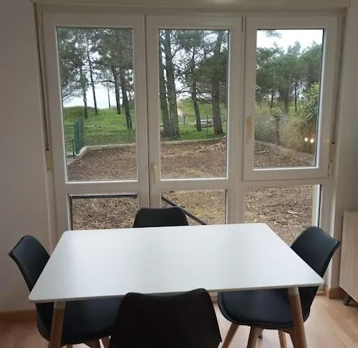 Jardin Privado Y Piscina A 100 M Playa Finisterre